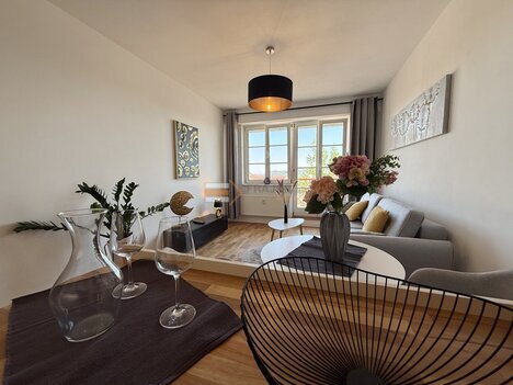 Pronájem bytu 2+KK/B,G, 49 m2, Pelušková, Praha - Kyje