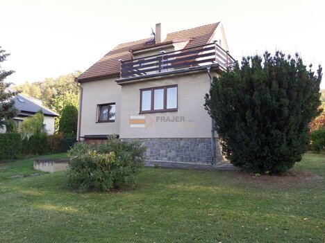 Pronájem rodinného domu 5+KK/G/T, 140 m2, U Hřiště, Všenory