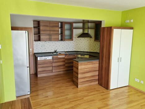 Prodej bytu 1+KK/B, 37 m2, U Dráhy, Chýně
